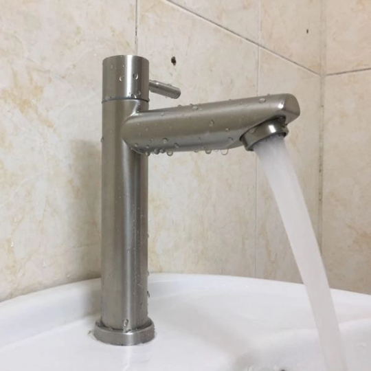 Vòi rửa tay lavabo hình điếu